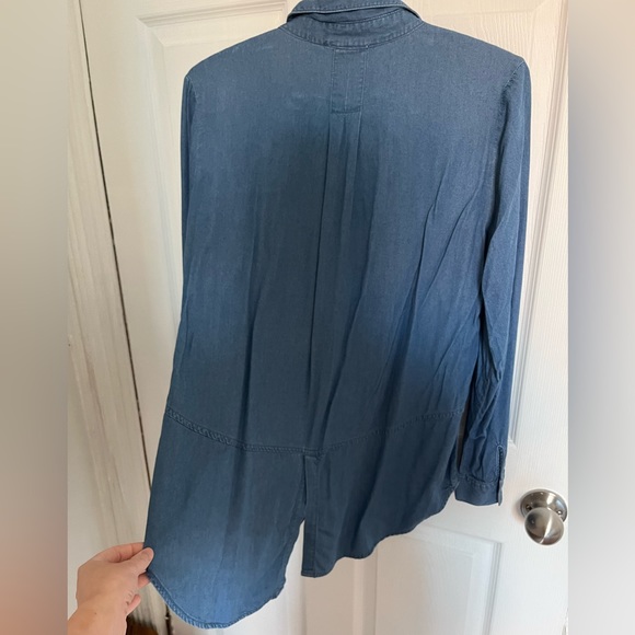 Jean button down - Picture 3 of 3